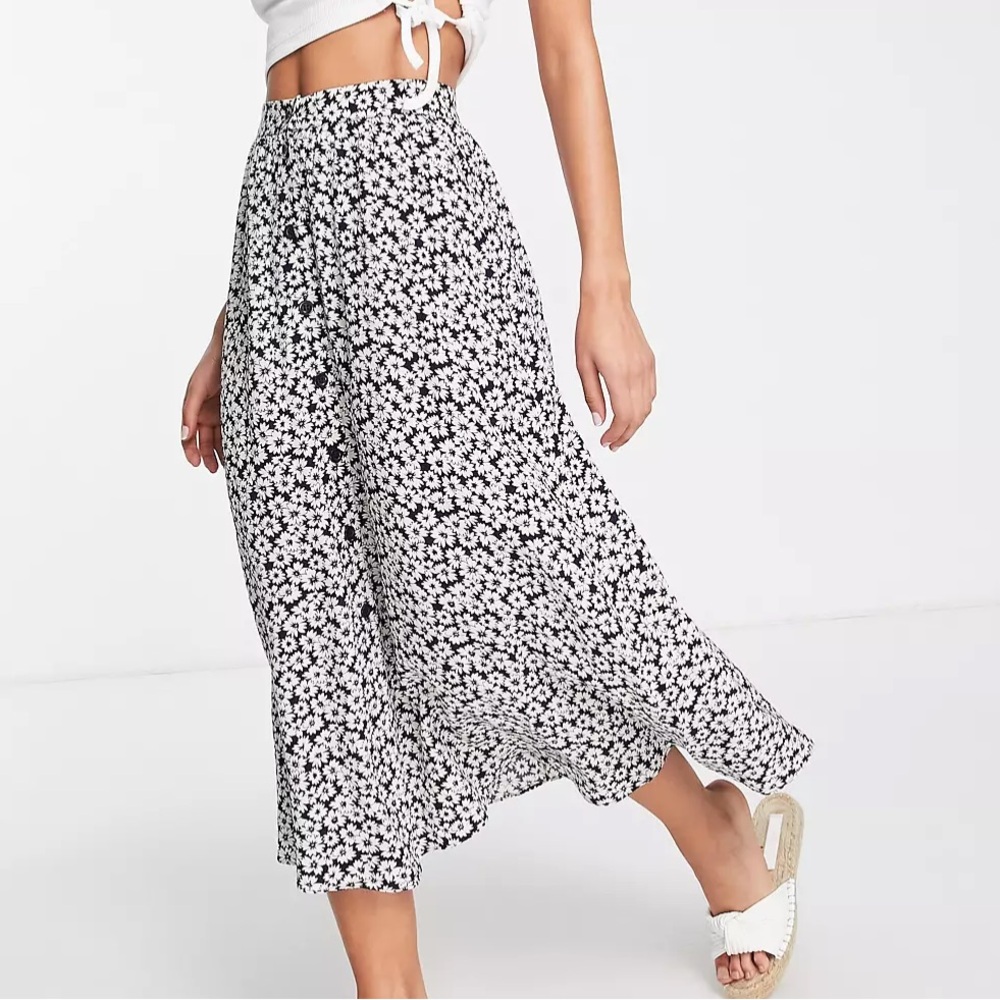 & Other Stories button down midi skirt in blue daisy print